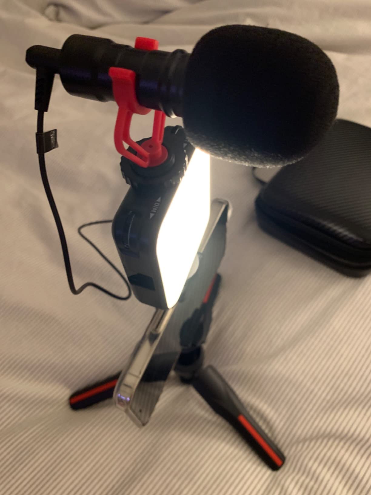 Smartphone Video Vlogging Kit with LED Light, Microphone, Tripod customer photo 2
