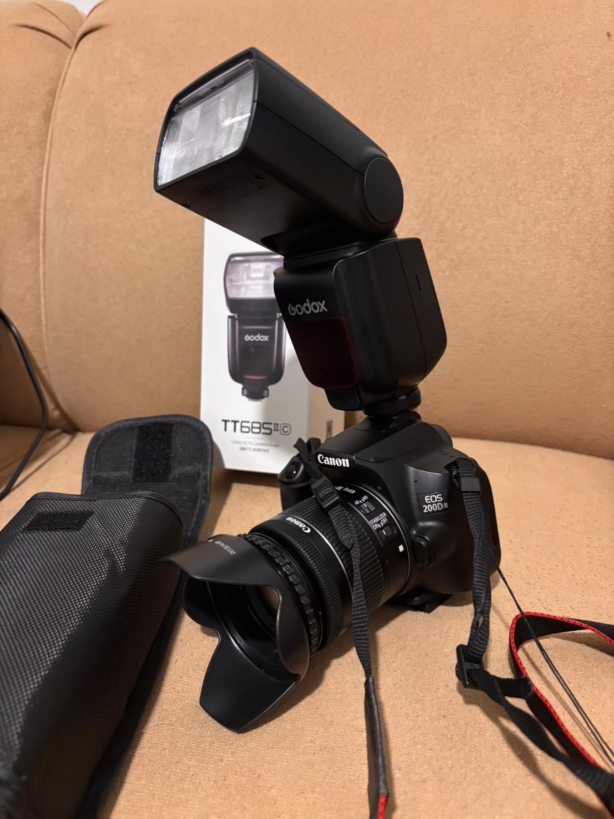 GODOX TT685II-C E-TTL Flash for Canon Speedlight Camera Flash,2.4G Wireless customer photo 2