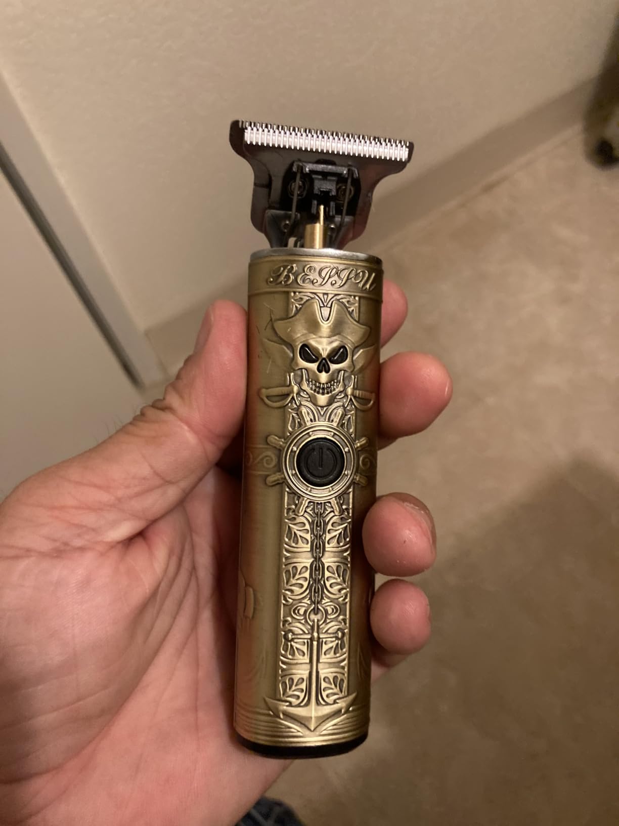 FADEKING Professional Hair Clippers for Men, Cordless Clipper & Trimmer Kit customer photo 1
