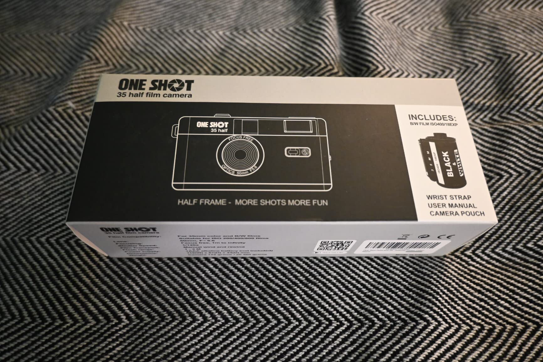 1 Shot Point and Shoot 35mm Film Camera, Reusable Retro Half Frame Camera, Built in Flash, Included One Roll ASA/ISO 400 Black & White Film 18 Exp., (36 Shots) Battery Not Included (Brown Color) customer photo 2