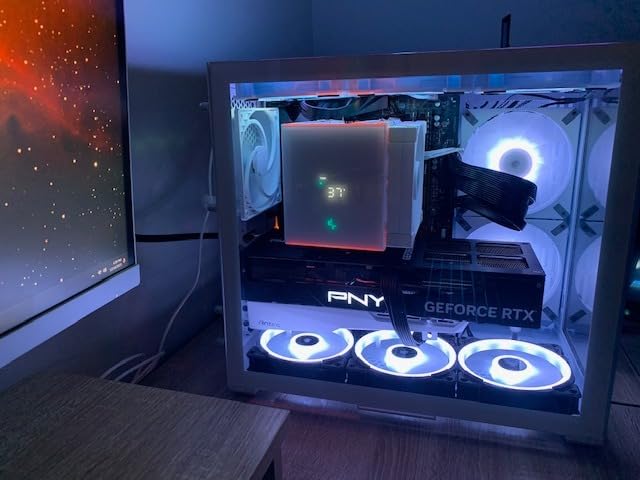 PNY GeForce RTX 4090, 24GB GDDR6X, Verto Triple Fan, Graphics Card, DLSS 3, 384-Bit, PCIe 4.0, HDMI/DisplayPort, NVIDIA, Desktop Computers, Gaming PCs, Workstations customer photo 1
