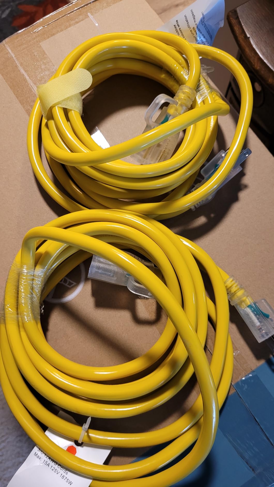 POWGRN 50 ft 12/3 Outdoor Extension Cord Waterproof Heavy Duty with Lighted Indicator End 12 Gauge 3 Prong, Flexible Cold-Resistant Long Power Cord Outside, 15Amp 1875W SJTW Yellow ETL Listed customer photo 2