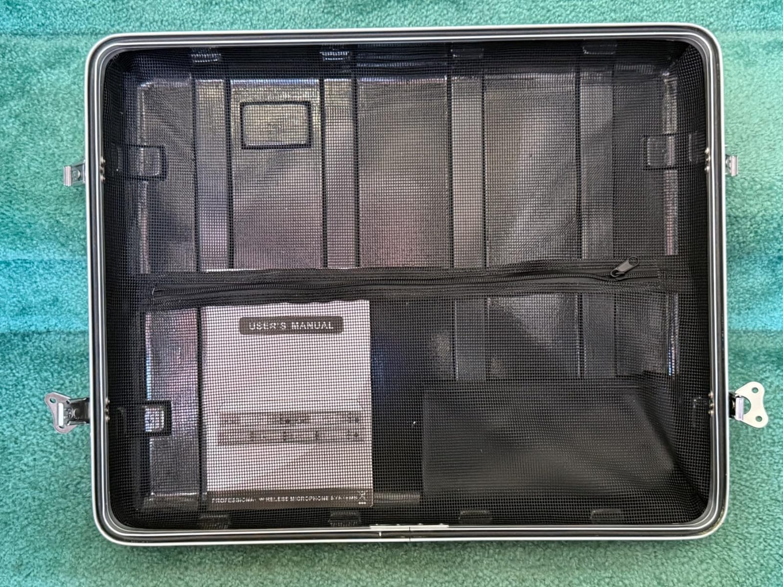 multicomp PRO Stackable 17