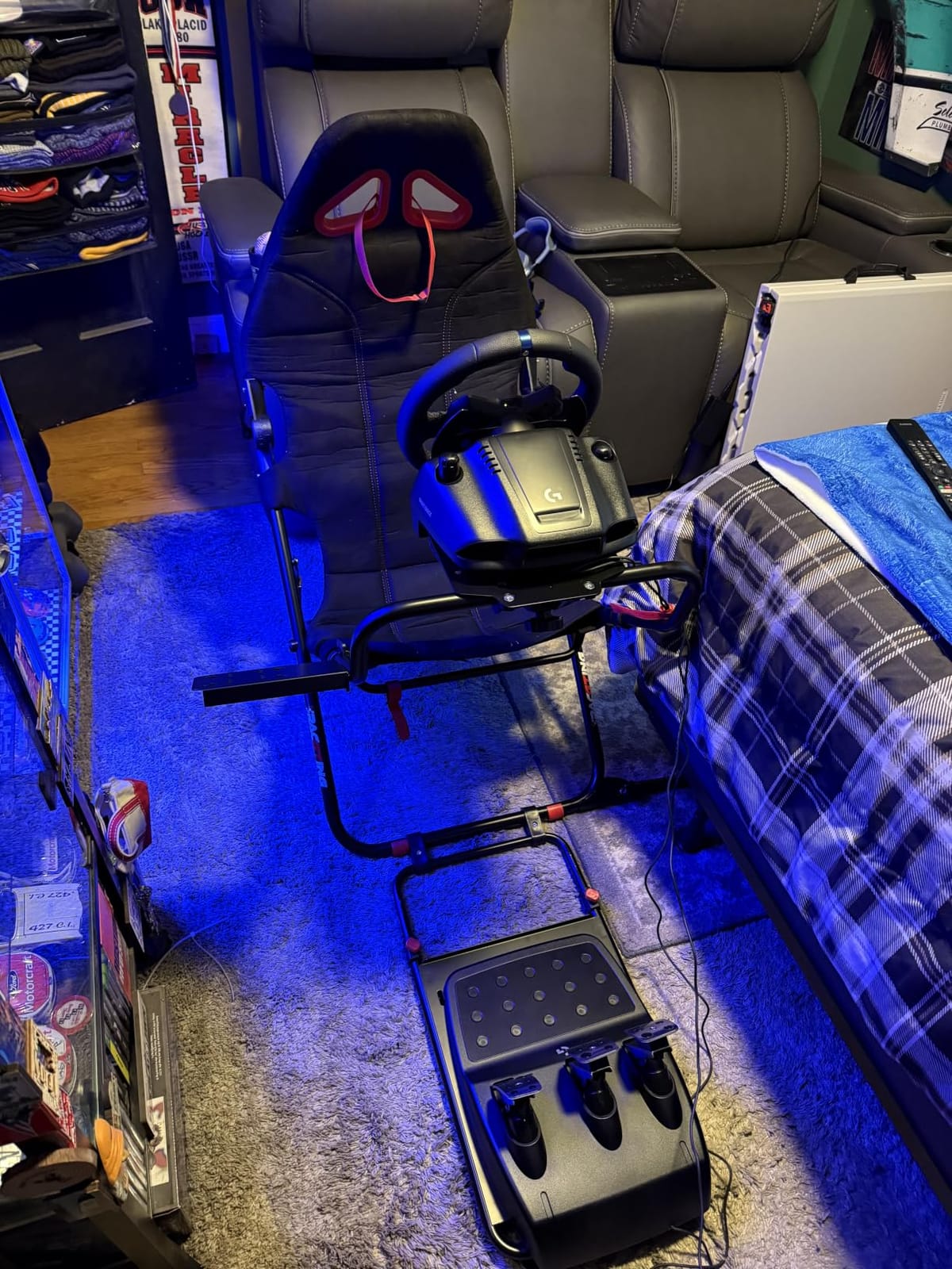 RACGTING Foldable Racing Simulator Cockpit for Logitech Thrustmaster MOZA customer photo 2