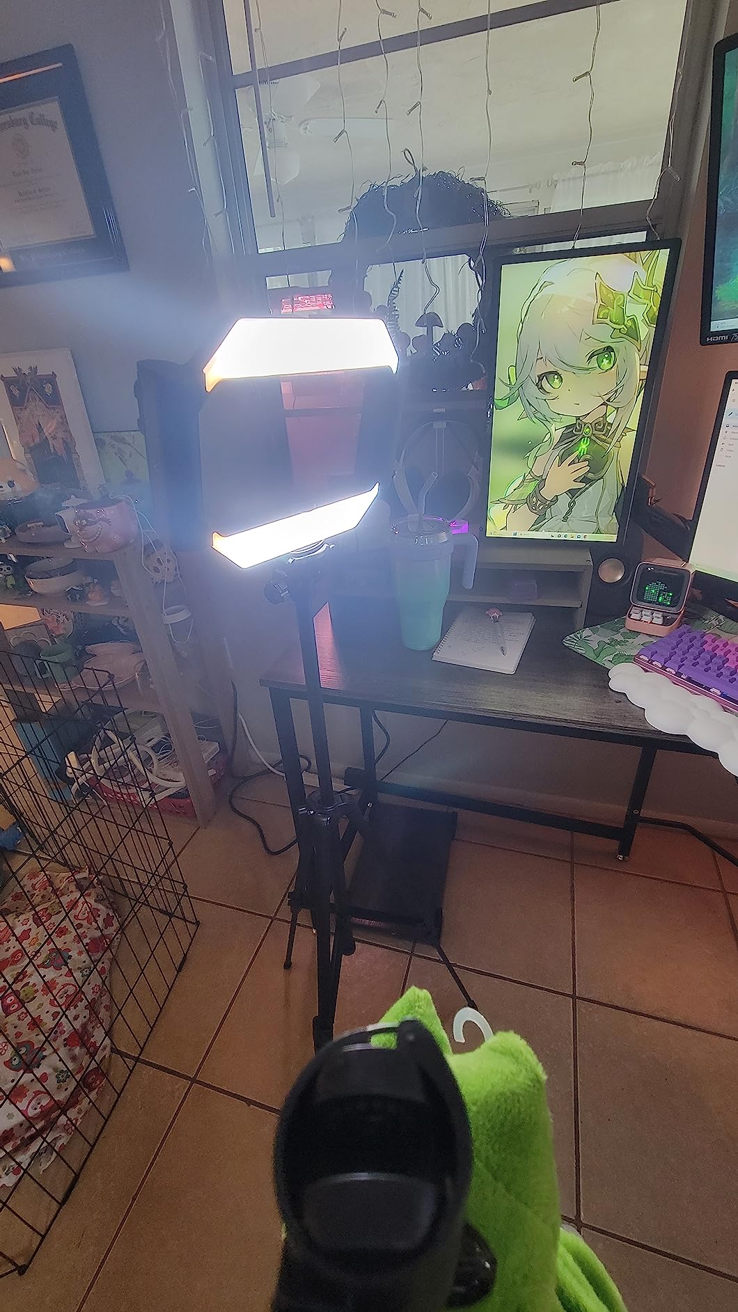 ULANZI Smartphone Video Rig with Light, U-Rig Light Cell Phone Handheld Stabilizer with Ring Light 2500K-9000K CRI 90+ for Filmmaking Live Steam YouTube Video Recording, with 5000mAh Build-in Battery customer photo 1