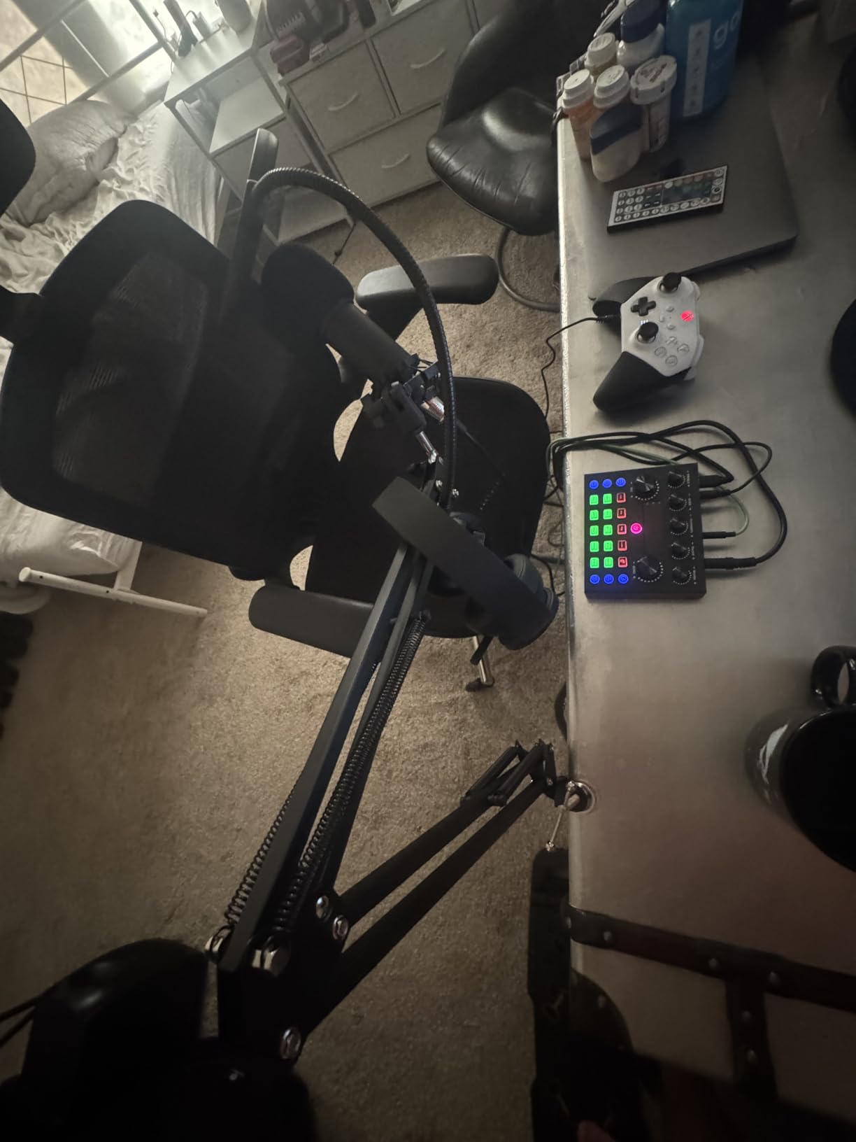 CofeLife Podcast Equipment Bundle, BM800 Podcast Microphone Bundle with V8s Voice Changer, Condenser Microphone Recording Studio Package for Podcasting Live Streaming Singing PC Mobile TikTok YouTube customer photo 2