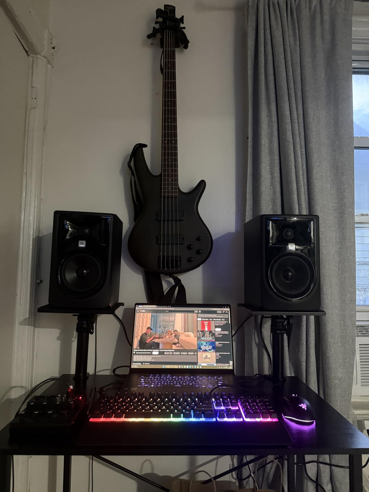 Vondynote Set of 2 Desktop Clamp Speaker Stands Short Studio Monitor Stands Height Adjustable customer photo 1