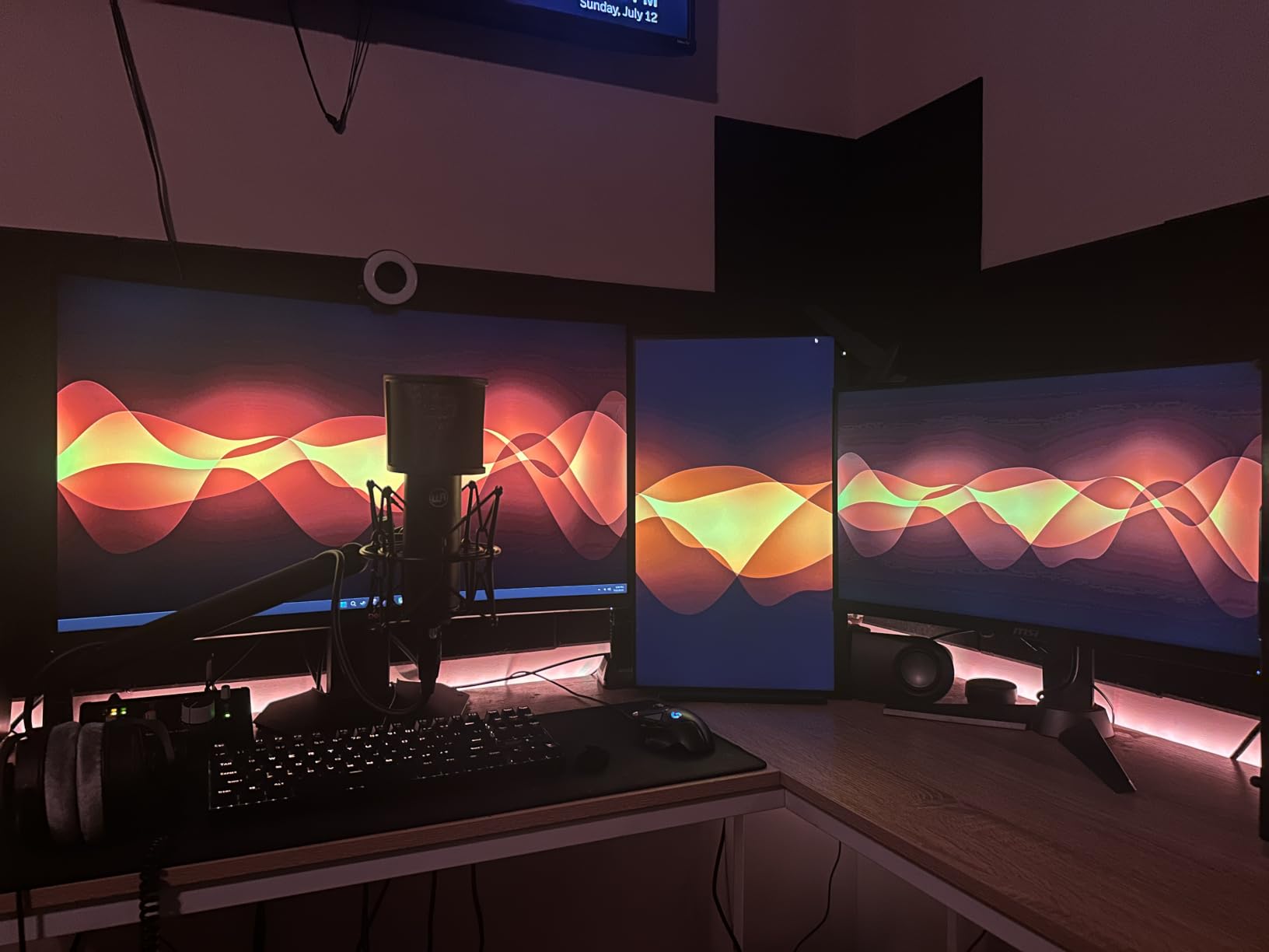 FIFINE BM88 Low Profile Microphone Boom Arm Stand for Gaming Streaming customer photo 1