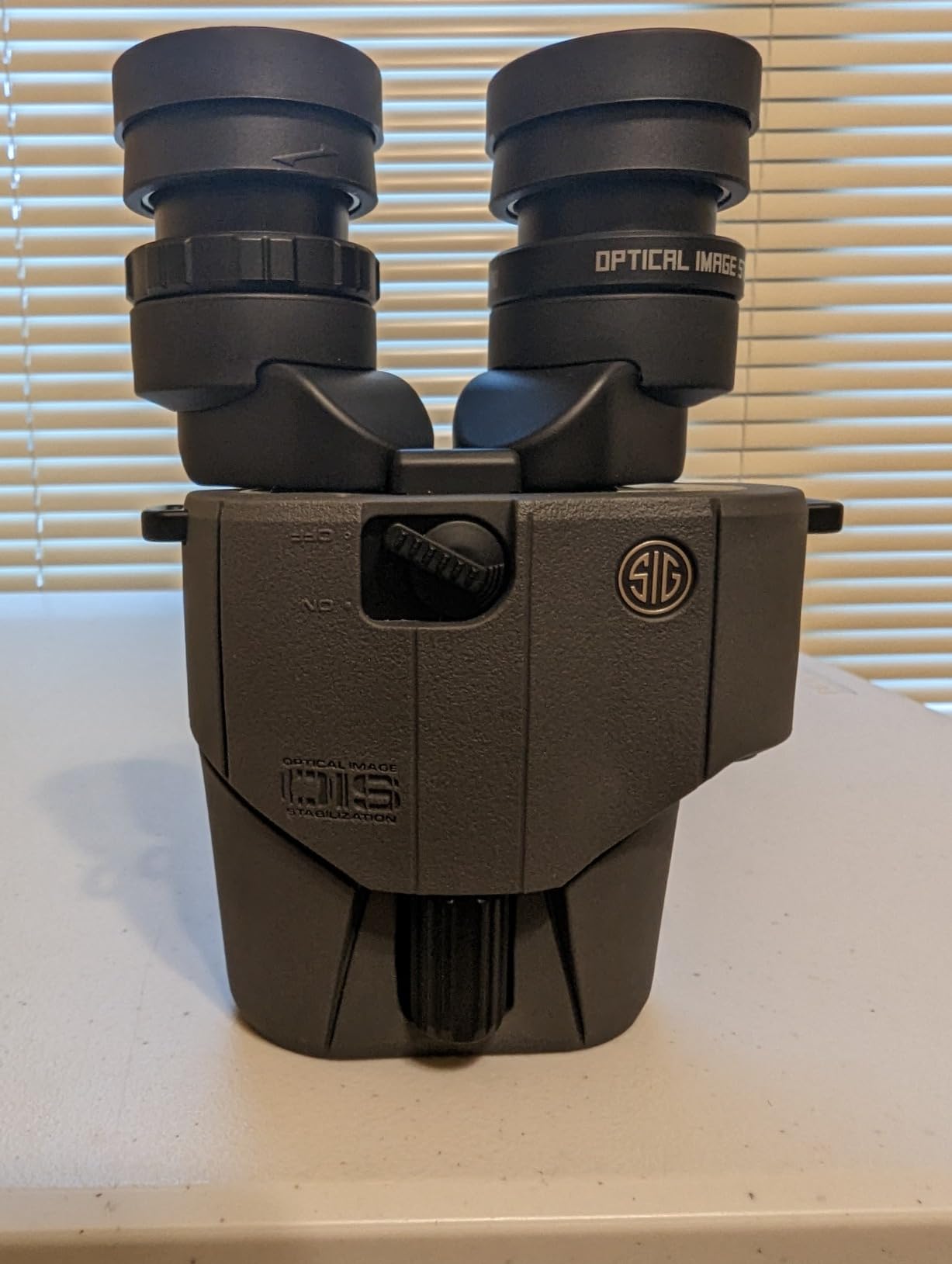 SIG SAUER Zulu6 FDE HDX OIS 16X42mm Roof Prism Binocular customer photo 1