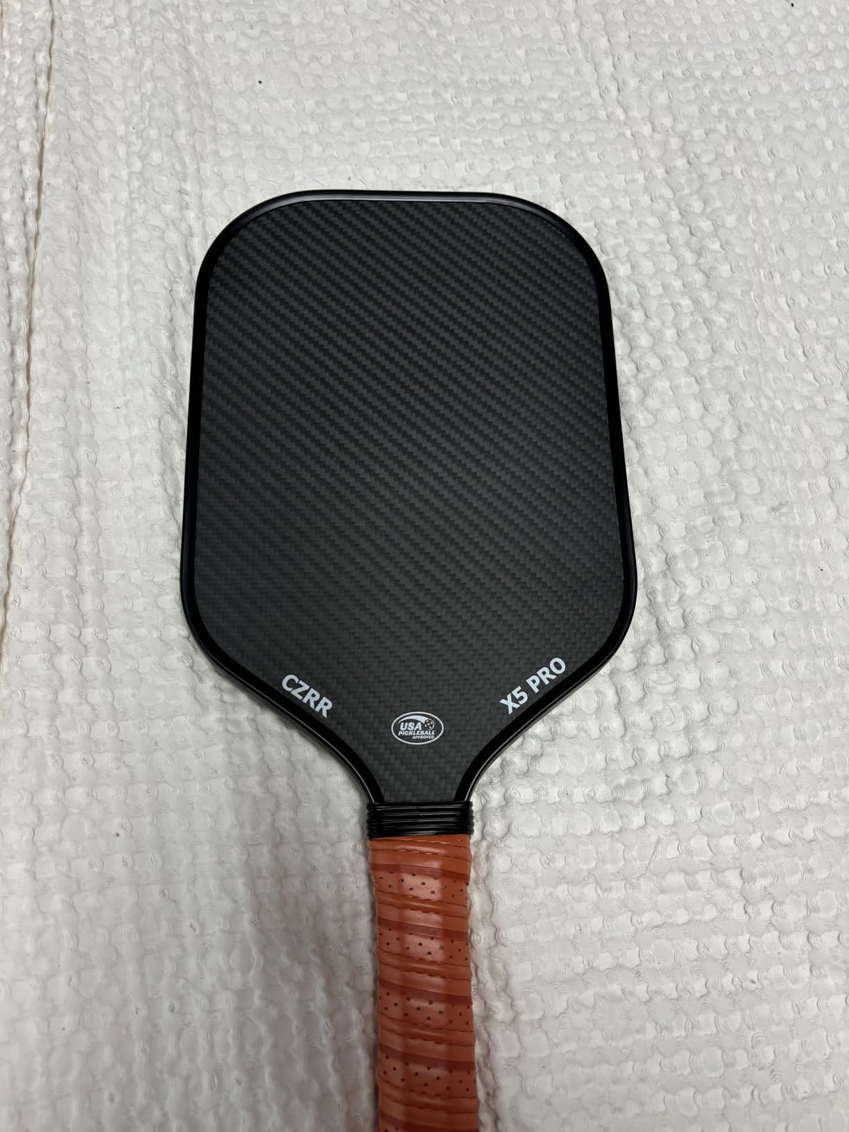 Pickleball Paddle, USA Pickleball Approved, 3K Raw Carbon Fiber Surface (CFS) High Grit & Spin, with 16MM Polypropylene Honeycomb Core, Ideal for Novice and Professional Players customer photo 1