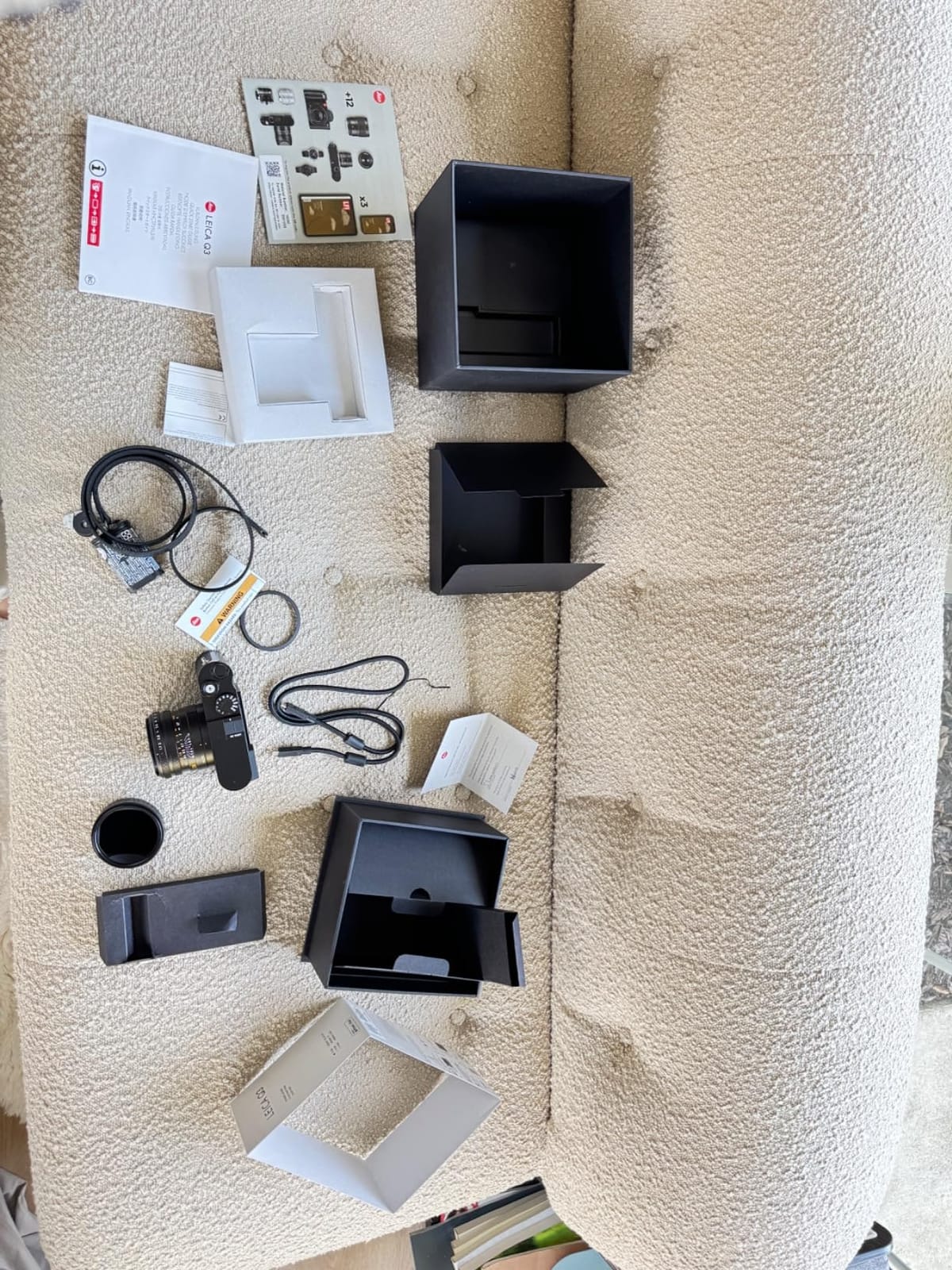 Leica Q3 Compact Digital Camera (19080) (Black) customer photo 2