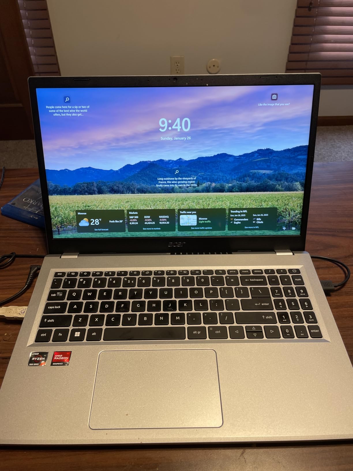 acer Aspire 3 A315-24PT-R0UX Slim Laptop, 15.6