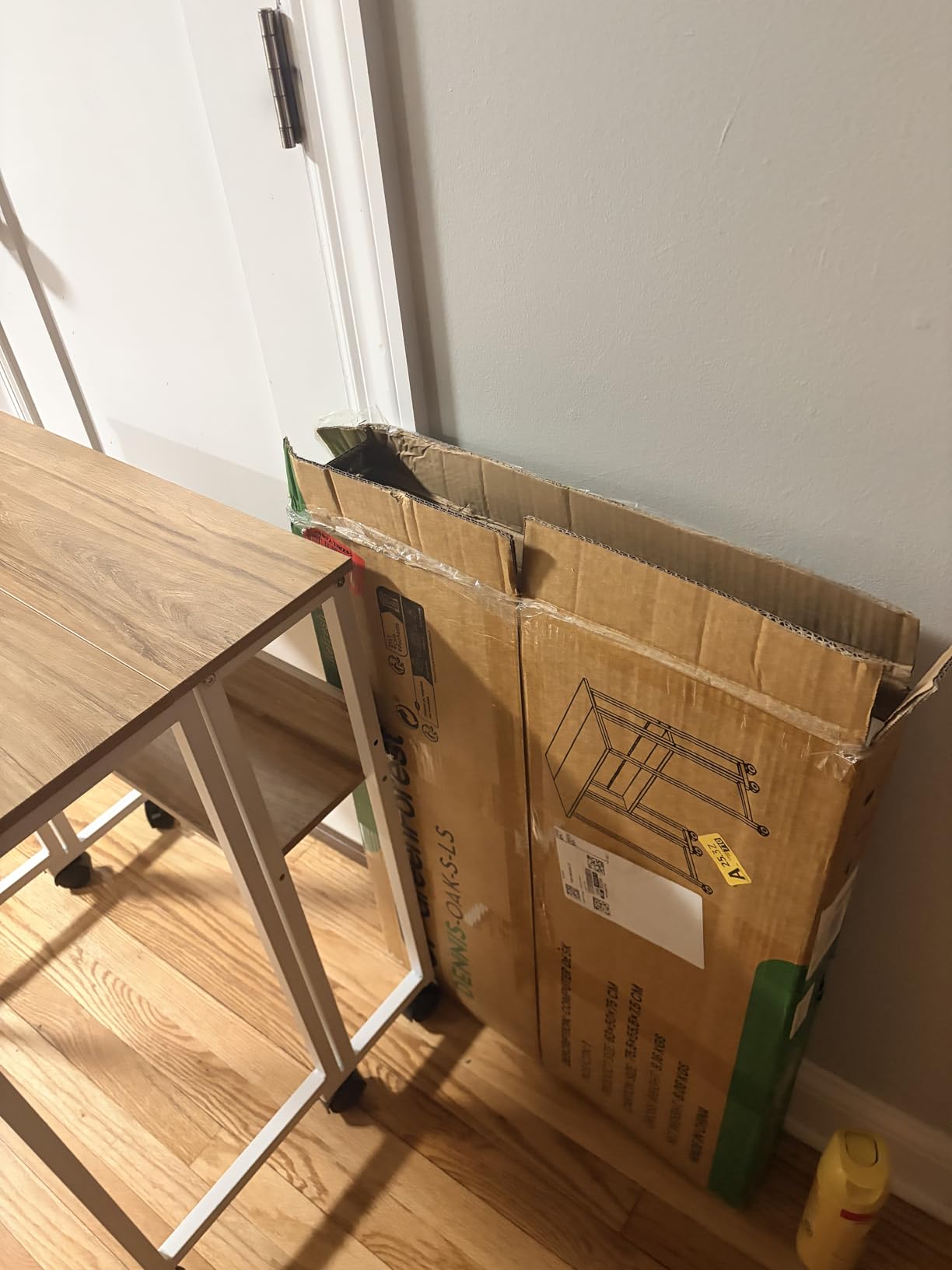 GreenForest Folding Desk with Wheels, 24.8