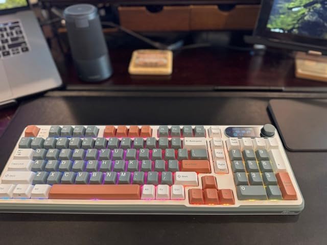 RK ROYAL KLUDGE S98 Wireless Mechanical Keyboard w/Smart Display & Knob customer photo 2