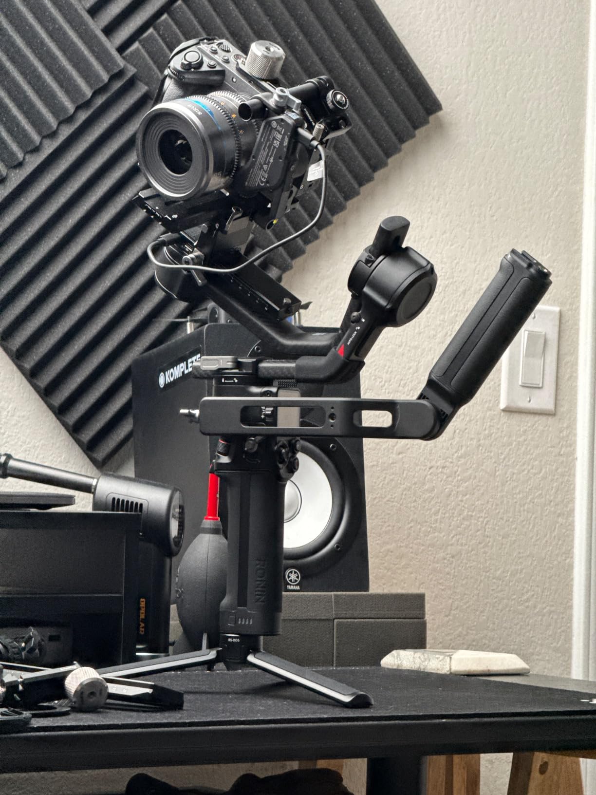 DJI RS 4 Pro Combo, Gimbal Stabilizer for DSLR & Cinema Cameras customer photo 1