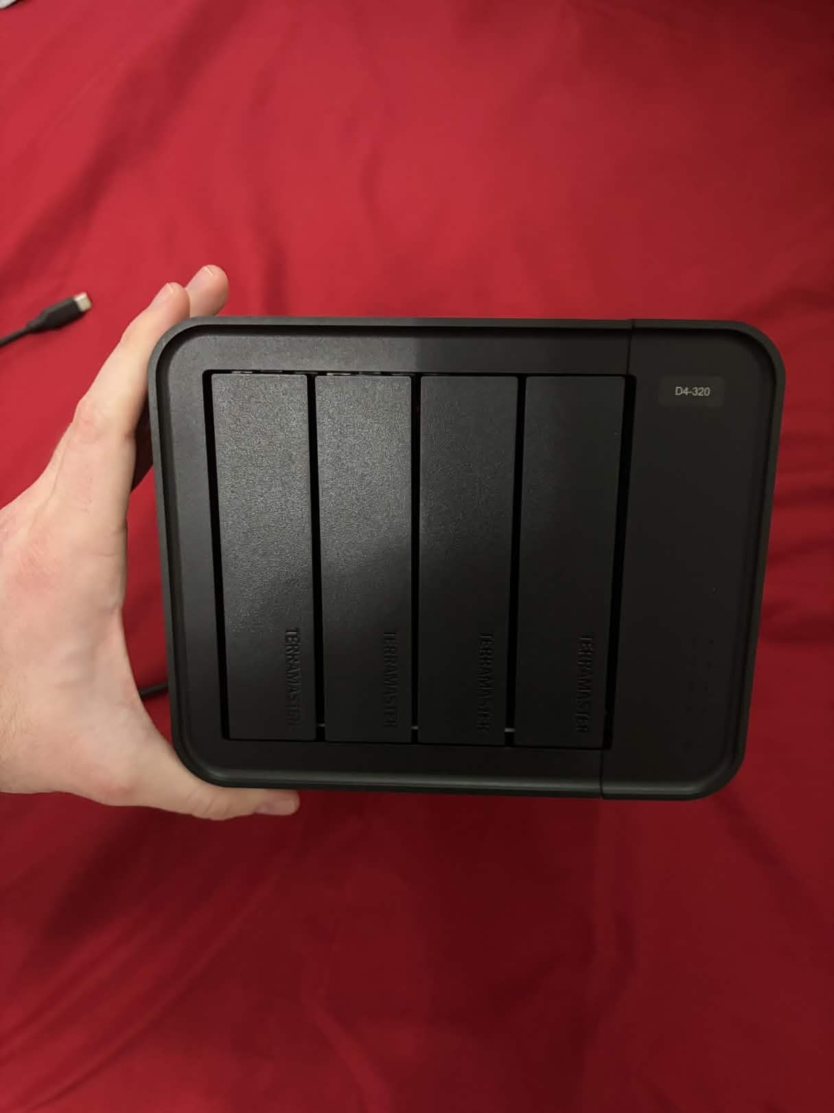 TERRAMASTER D4-320 External Hard Drive Enclosure 4-Bay (Diskless) customer photo 1