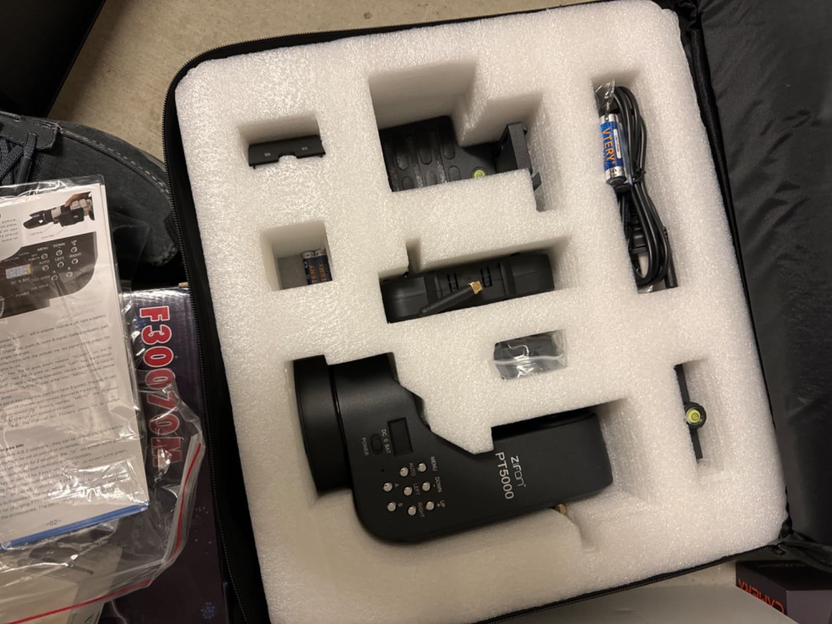 PT5000 360° Auto Motorized Rotating Panoramic Head with Remote Control, Professional Universal Shaft, Support 5KG（11LB） Camera Pan Tilt Video Tripod Head Stabilize customer photo 1