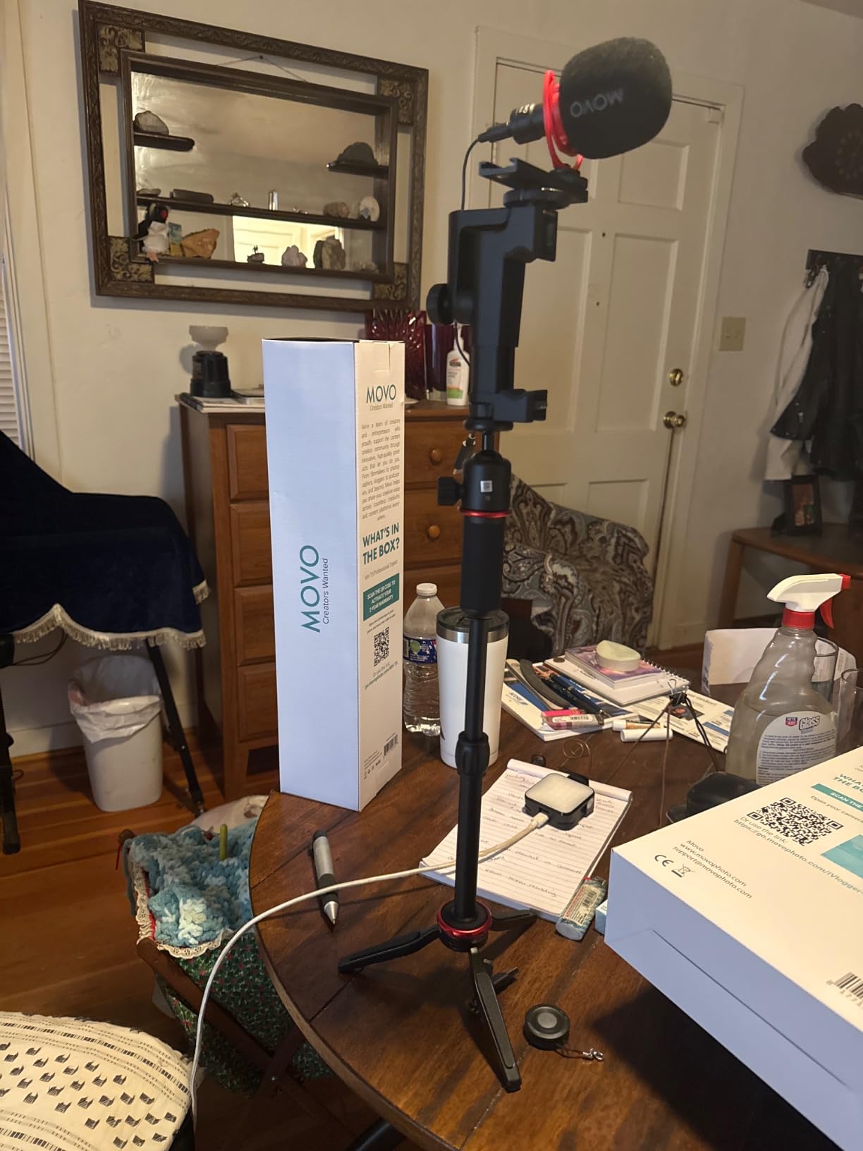 Movo iVlogger-PRO Vlogging Kit for iPhone with Mic, Light, and Tripod customer photo 1