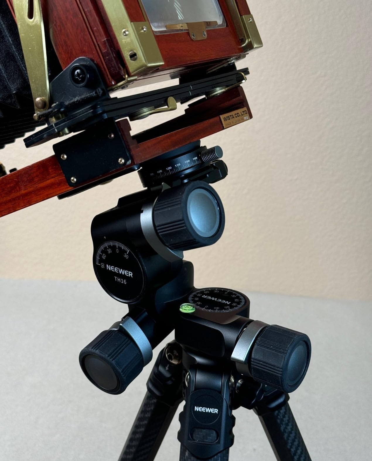 NEEWER 3 Way Geared Tripod Head with 360° Pan Arca Type QR Plate, Millimeter Micro Adjustment, Aluminum Alloy 3 Axis Pan Tilt Head with Quick Switch Large & Fine Dual Modes, Max Load 13.2lb/6kg, TH16 customer photo 1