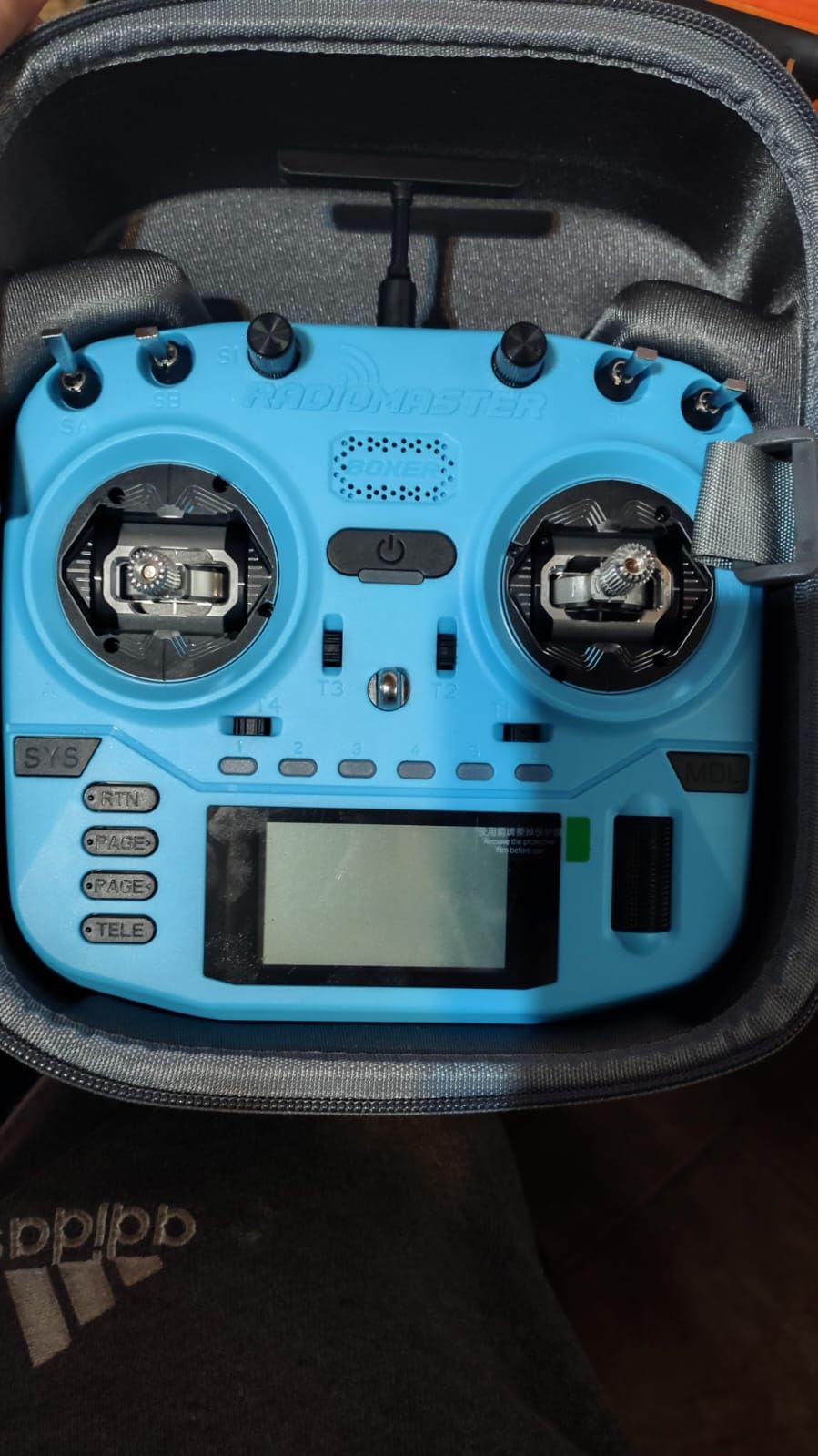 RadioMaster Boxer Crush EdgeTX 2.4G 16CH Remote Controller ELRS with AG01 Hall Gimbals (Gray) customer photo 2