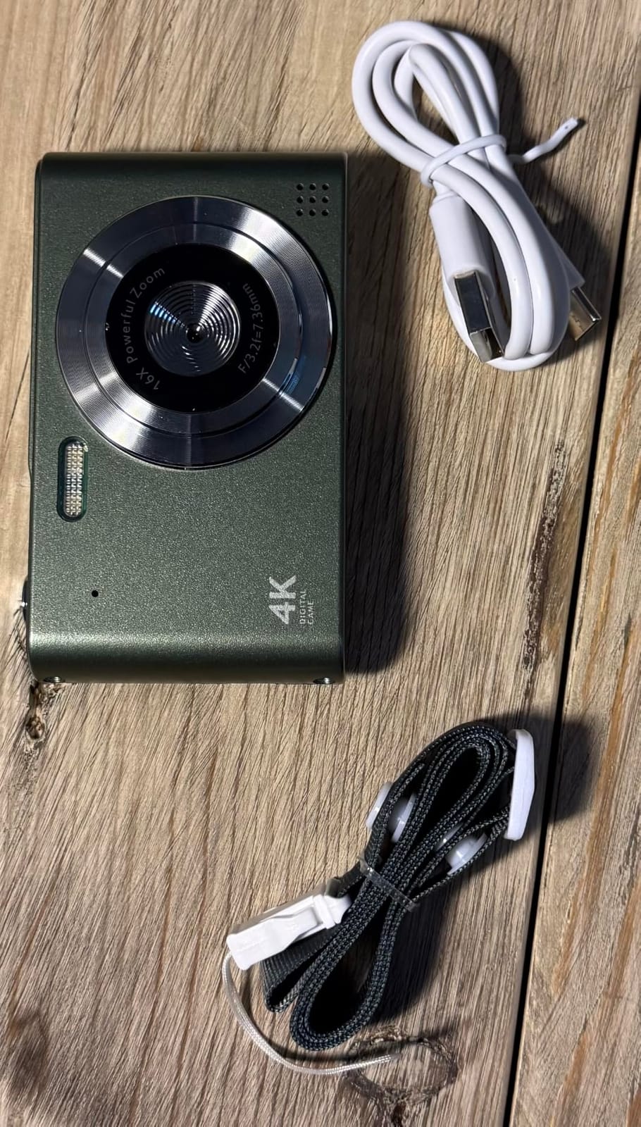 Digital Camera, 44MP Full HD 1080P Point and Shoot Camera with 64GB Card, Anti Shake 16X Zoom Compact Volg Cameras, Portable Small Camara Gift for Kids, Ages Teen Girl Boy - Green customer photo 2