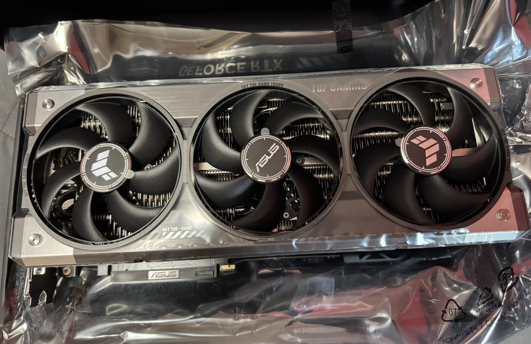 ASUS TUF Gaming GeForce RTX™ 5080 16GB GDDR7 OC Edition Graphics Card customer photo 1