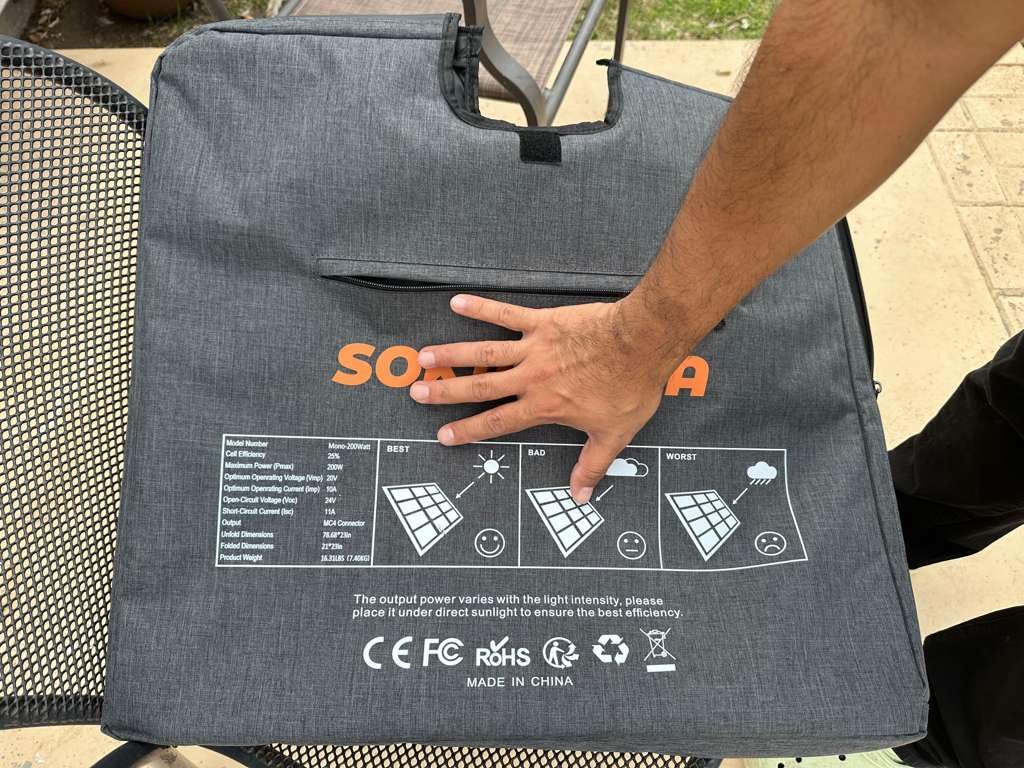 SOKIOVOLA N-Type 16BB 200W Portable Solar Panel for EF/Jackery/Bluetti/Anker Power Station Foldable Solar Panel 25% High Efficiency IP68 Waterproof for Outdoor Trip RV Camping Blackout Off Grid customer photo 1