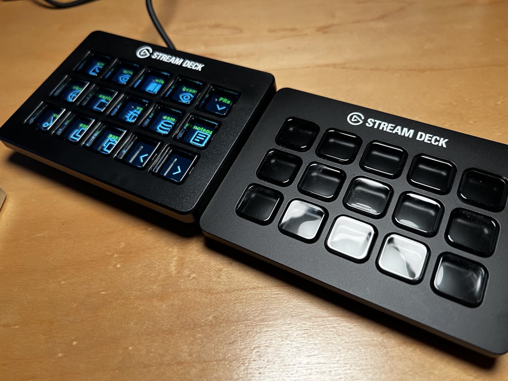 Elgato Stream Deck Scissor Keys Workflow Controller customer photo 2