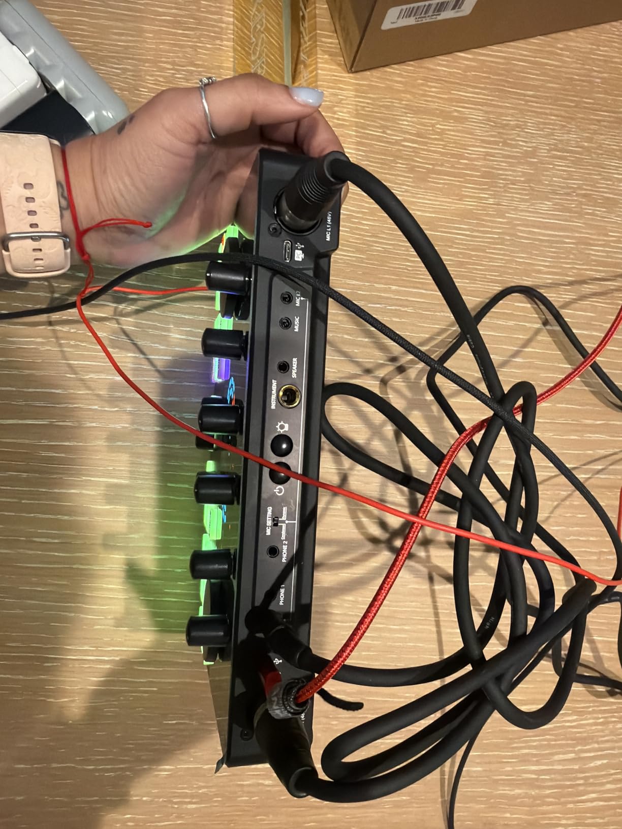 M100 Podcast Equipment Bundle for 4, Audio Interface with 4 Dynamic Mics customer photo 2
