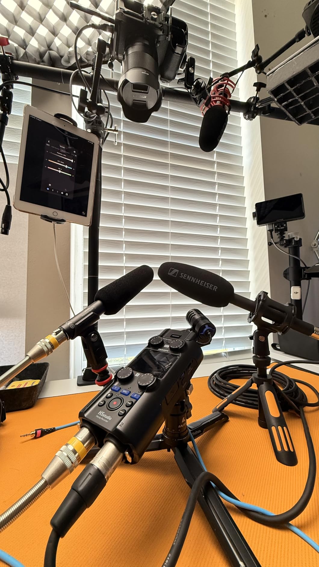 Zoom H5 Studio Handy Recorder for Filmmakers & Musicians customer photo 2