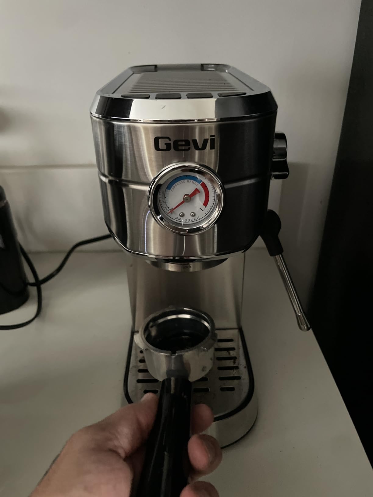 Gevi 20 Bar Compact Espresso Machine for Home,Latte、Cappuccino Coffee Maker customer photo 1