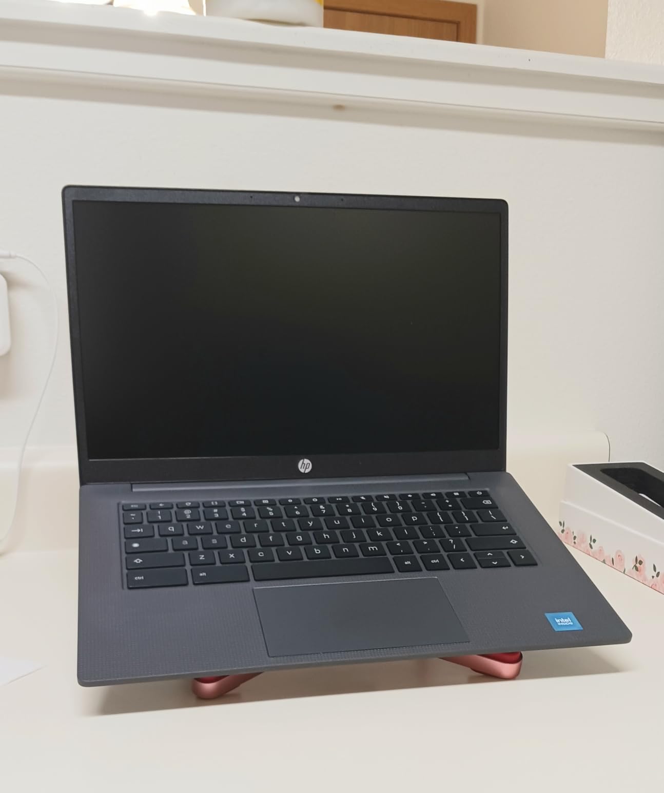 HP Chromebook 14 inch Laptop, HD Display, Intel Processor N100, 8 GB RAM, 128 GB UFS, UHD Graphics, Chrome OS, Chalkboard Gray, 14a-nf0099nr customer photo 2