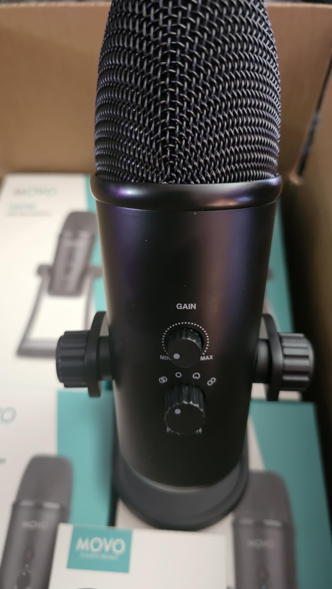 Movo 4-Person USB Podcast Equipment Bundle – 4 Condenser Mics, Hub & Case customer photo 1