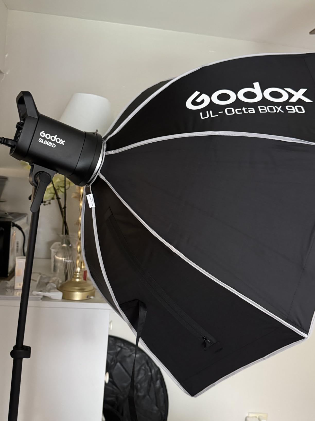 Godox SL150III 160W LED Video Light, 73,600Lux LED Continuous Light customer photo 1