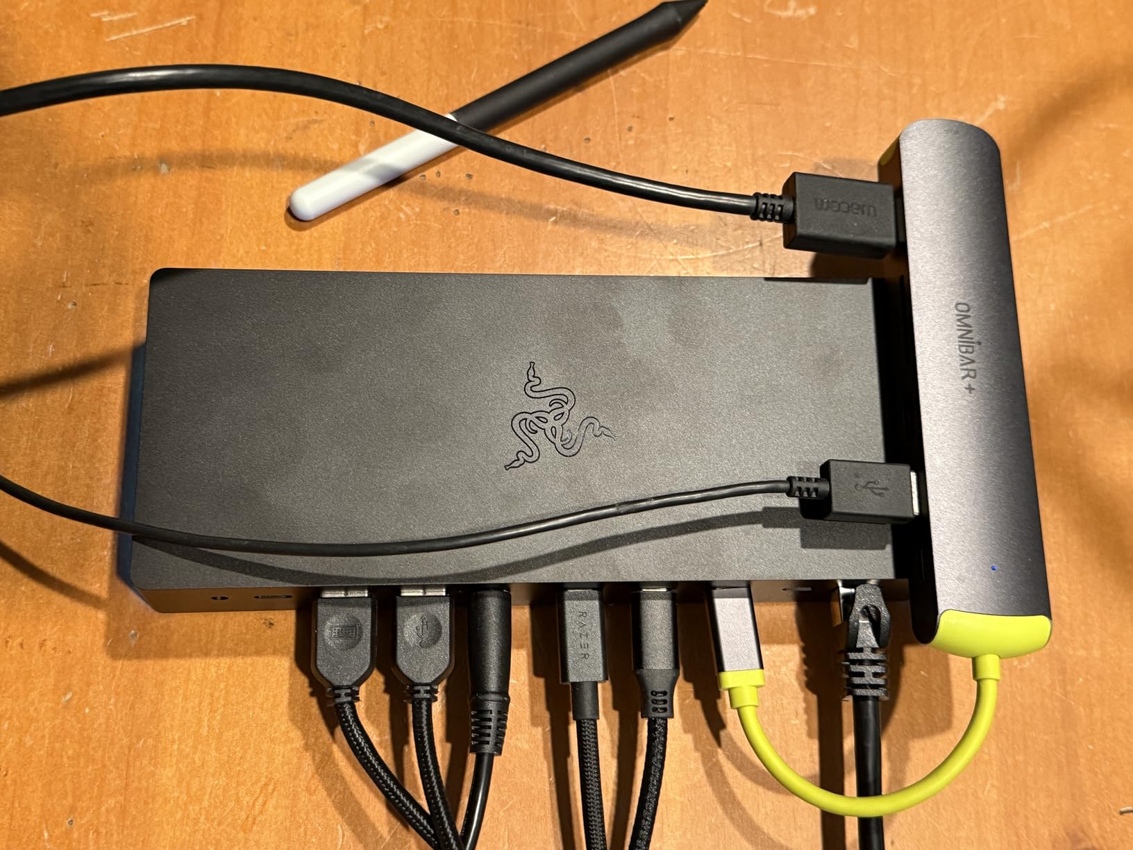 Razer Thunderbolt 5 Dock Chroma, 11 Ports + M.2 SSD Slot, Black customer photo 1