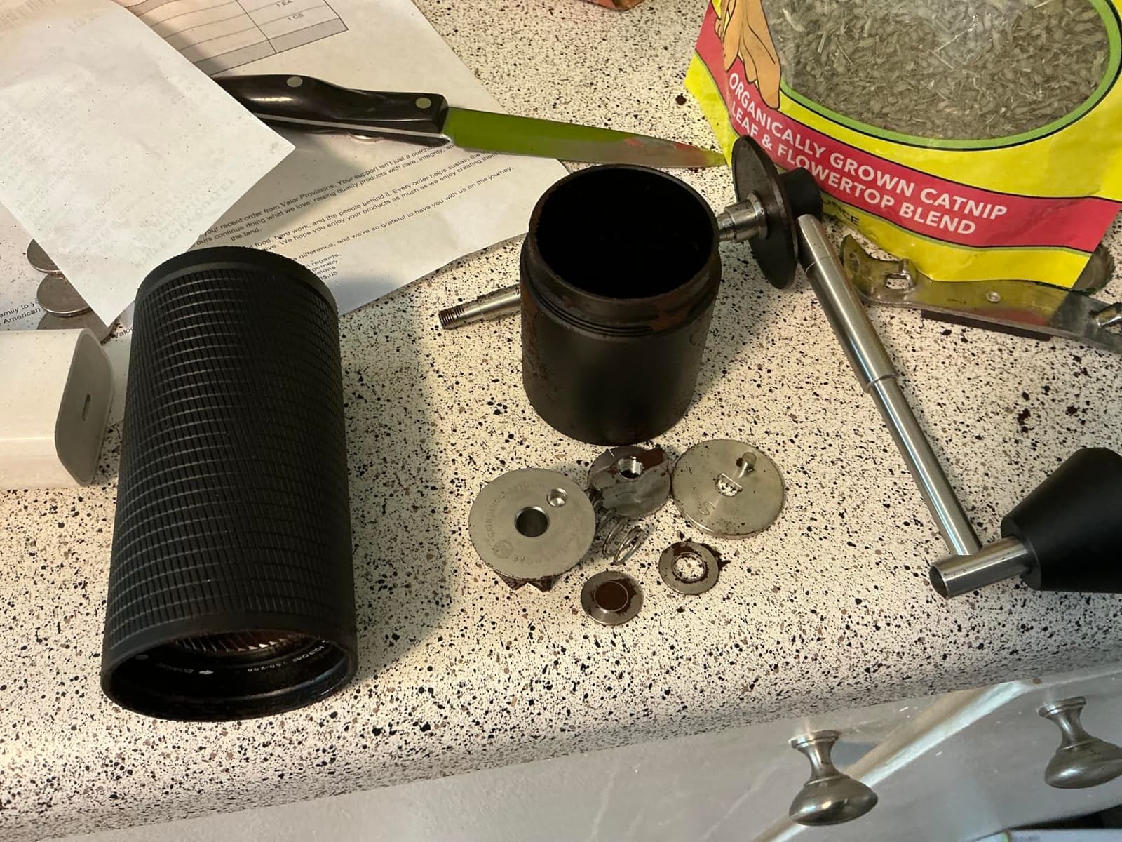 TIMEMORE C5 ESP Pro Manual Coffee Grinder with S2C-042-III Conical Burr, 0.015mm Precision Adjustment, All-Metal Portable Hand Coffee Mill for Espresso/French Press/Pour Over - Black customer photo 2