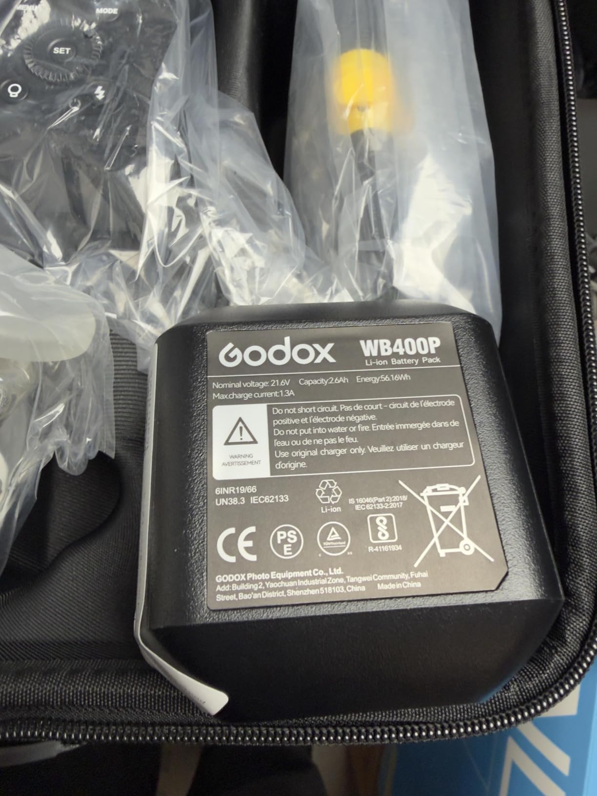 GODOX AD400 Pro II AD400Pro II Outdoor Flash Strobe, 400Ws TTL Studio Flash | 2.4G 1/8000s HSS Bowens Mount Monolight, 21.6V/2600mAh Battery, 460 Full Power Flashes, 30W Bi-Color Modeling Lamp customer photo 2
