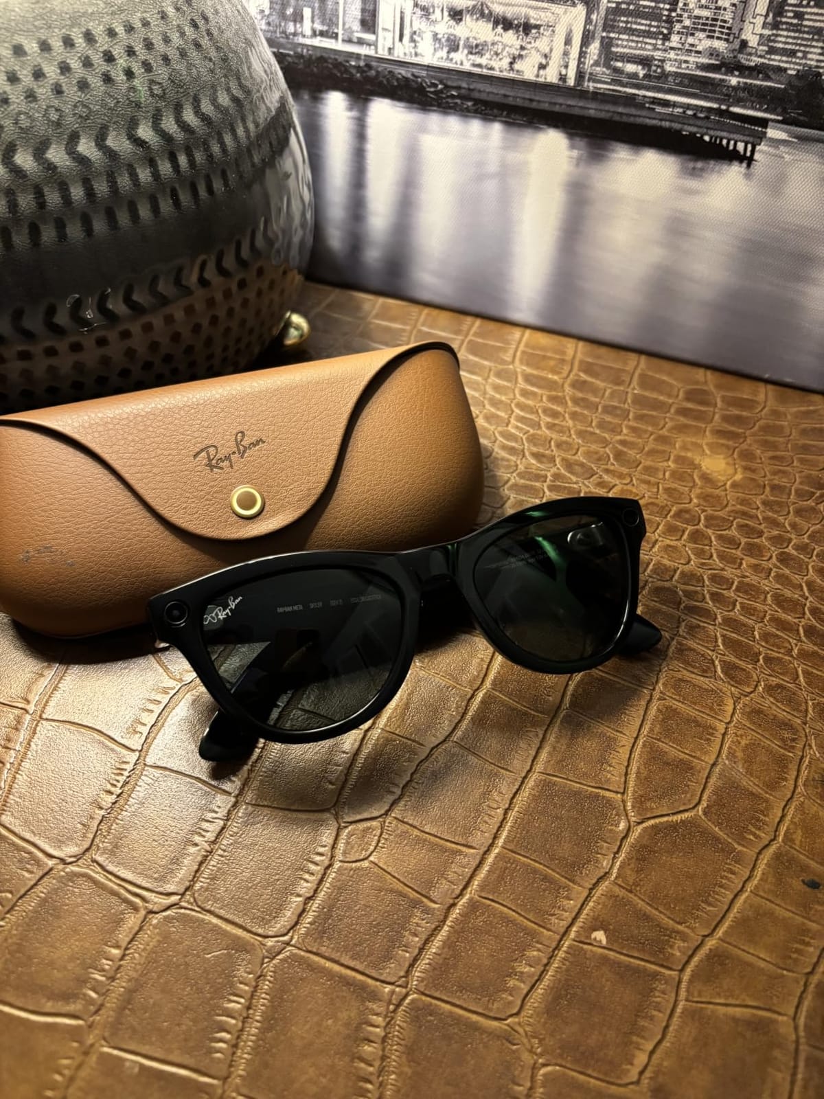 Meta Ray-Ban (Gen 2) Skyler Smart AI Glasses, Shiny Black, Green Lenses customer photo 1