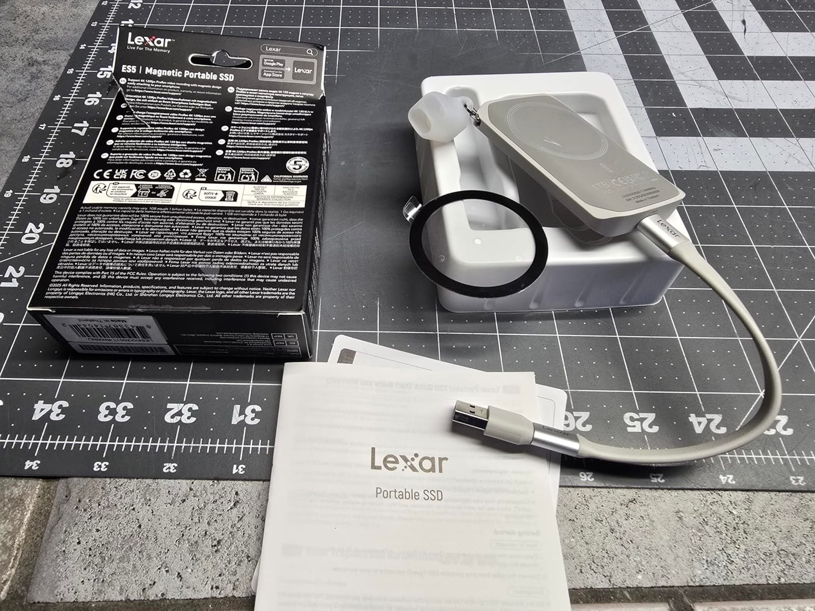 Lexar 1TB ES5 External SSD, 2000MB/s R/W, USB-C, Magnetic/Mag Safe | Compatible w/ Smartphone, iPhone 15/16+, PC, Mac, IP65 Drop/Dust/Water Resistant, Apple Pro Res, LES5XXX001T-RNWNU customer photo 1