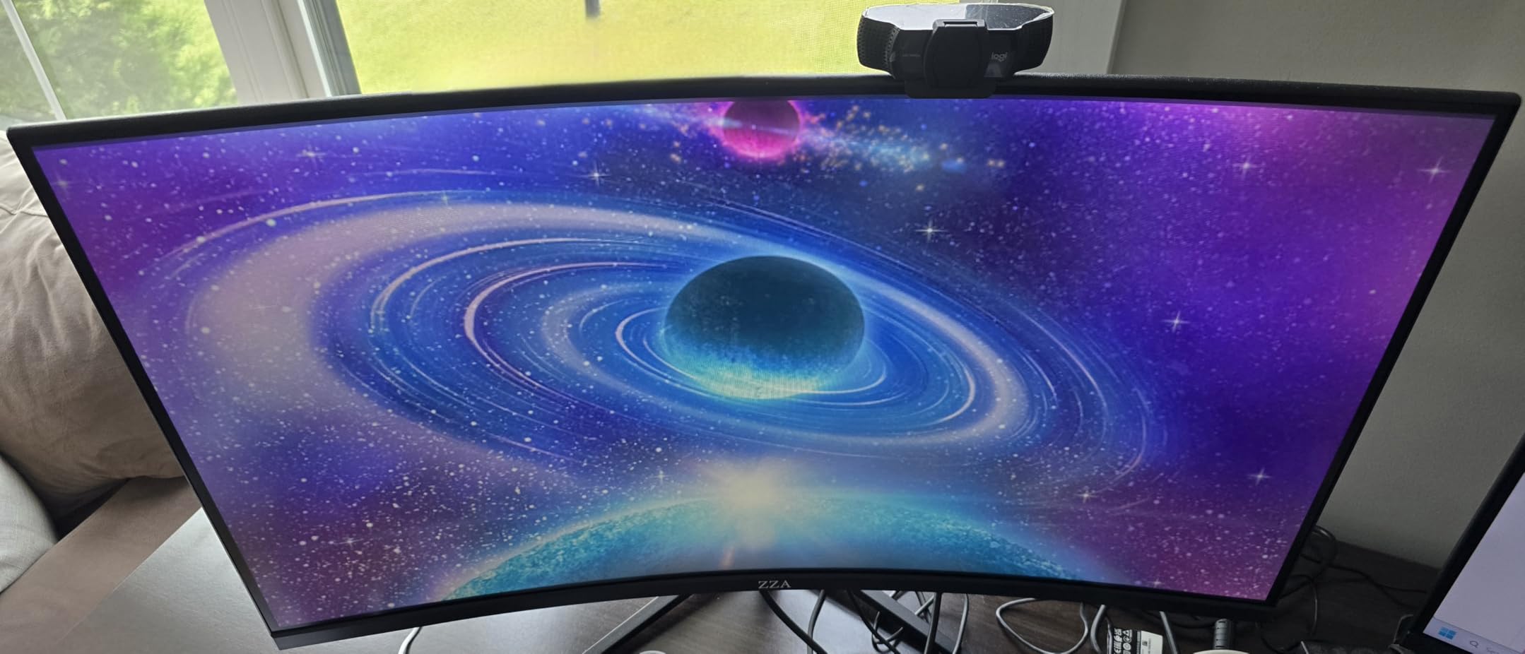 ZZA 32 Curved Gaming Monitor, 4K UHD (3840 x 2160) VA Display, 1500R Immersion, 144Hz/160Hz Refresh Rate, Advanced Computer Screen, Supports AMD FreeSync Premium, 120% sRGB Color Gamut,HDMI 2.1/DP1.4 customer photo 1