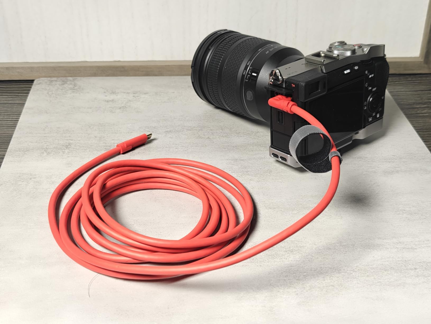 16ft-USB C Camera Transfer Cable, USB 3.2 Gen2 10Gbps Data Transfer & Live View Cord,Thickened Copper Core,Ideal for Pro Photographers, Photo Enthusiasts & Vloggers customer photo 1