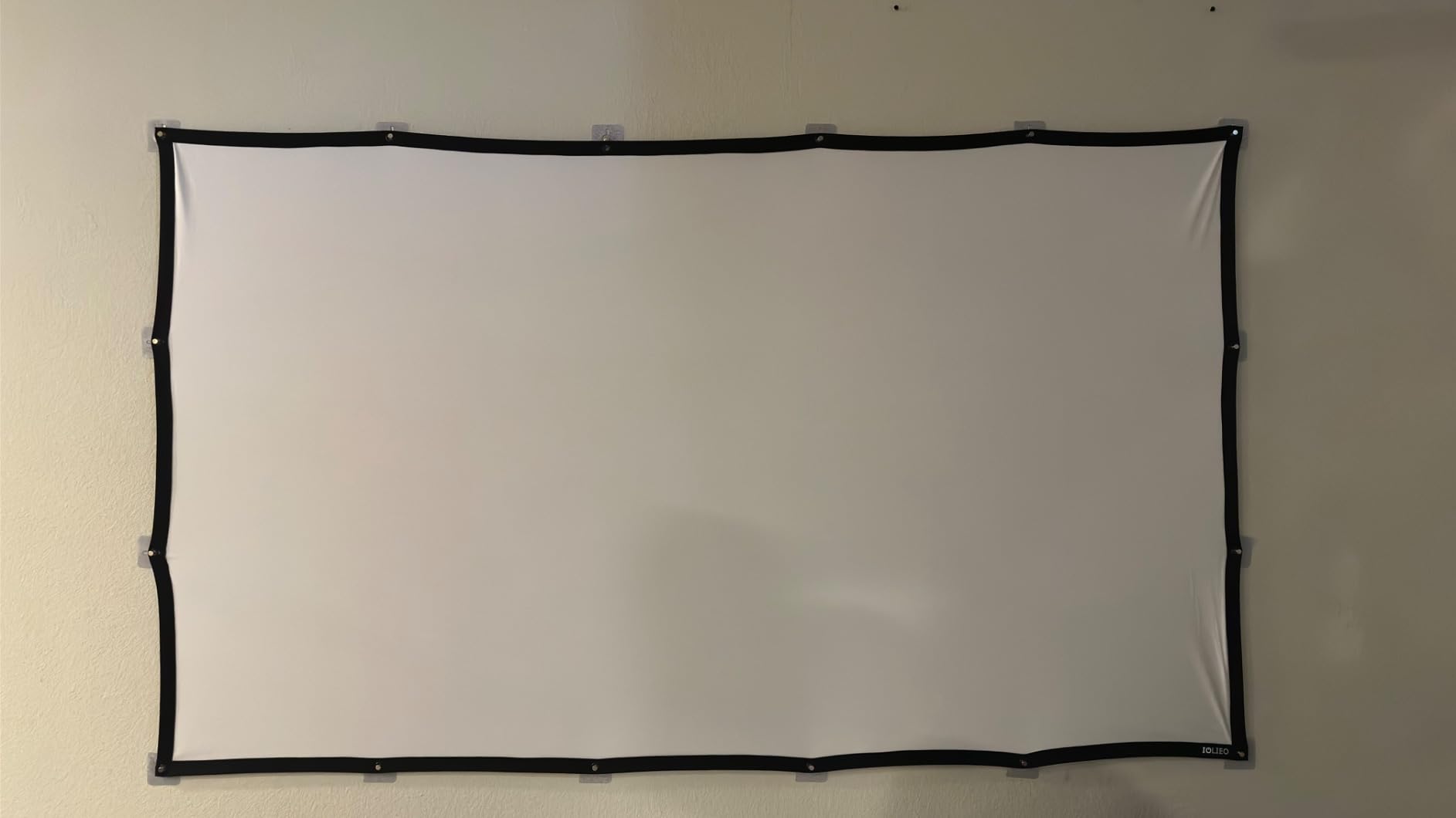 ALR Projector Screen for Standard Throw- Wall Mounted - High Contrast 70% ALR High Brightness 2.7X Gain - 100 inch 16:9 White Screen - by IOLIEO customer photo 1