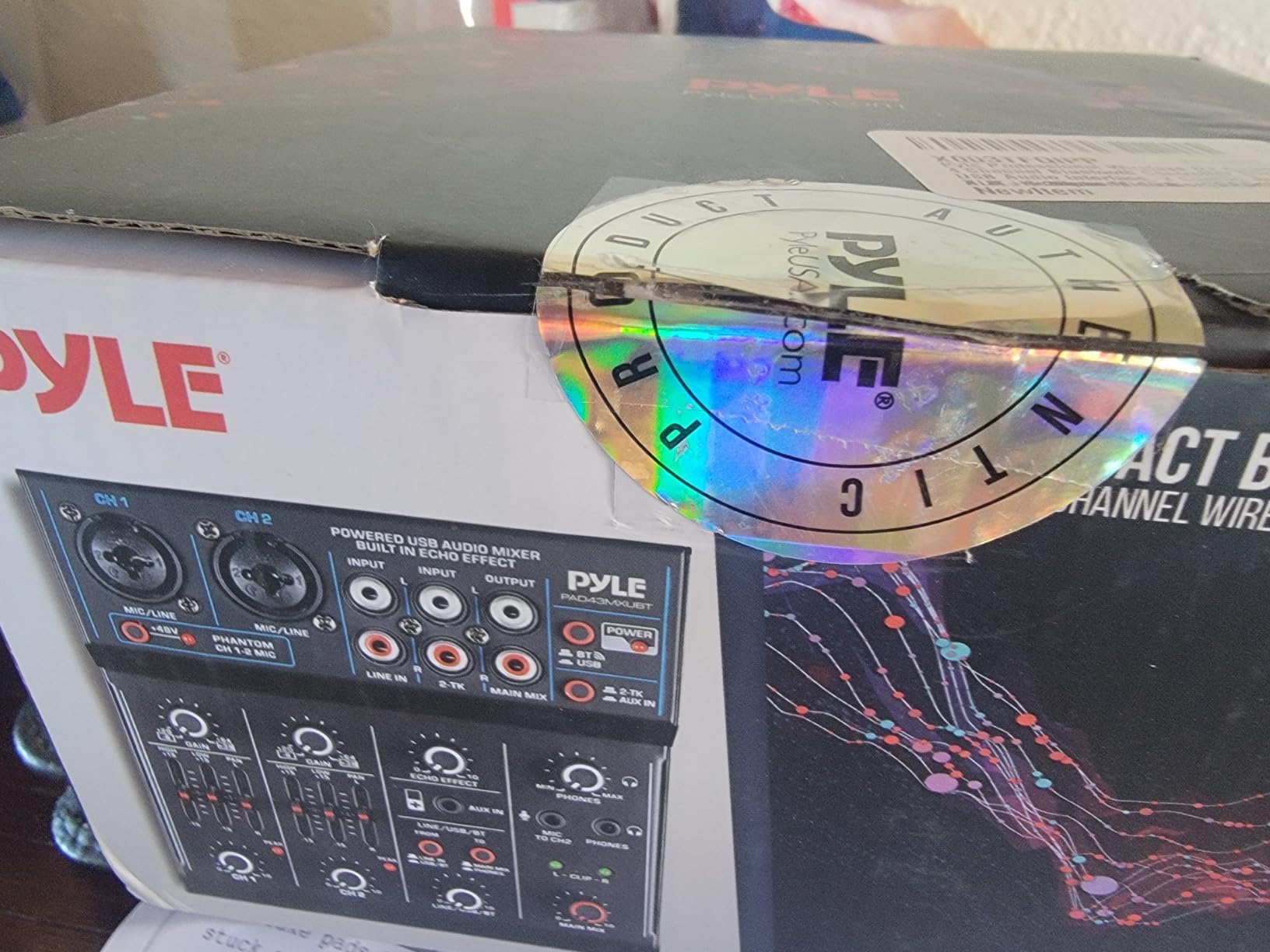Pyle 8 Channel Studio Mixer - Small Footprint, USB - PC Recording, Bluetooth In, MP3 Player, DSP Effects, +48V Phantom Power, XLR Combo Inputs, Control Room Out, Smooth Dials and Faders - PMX408ST customer photo 2