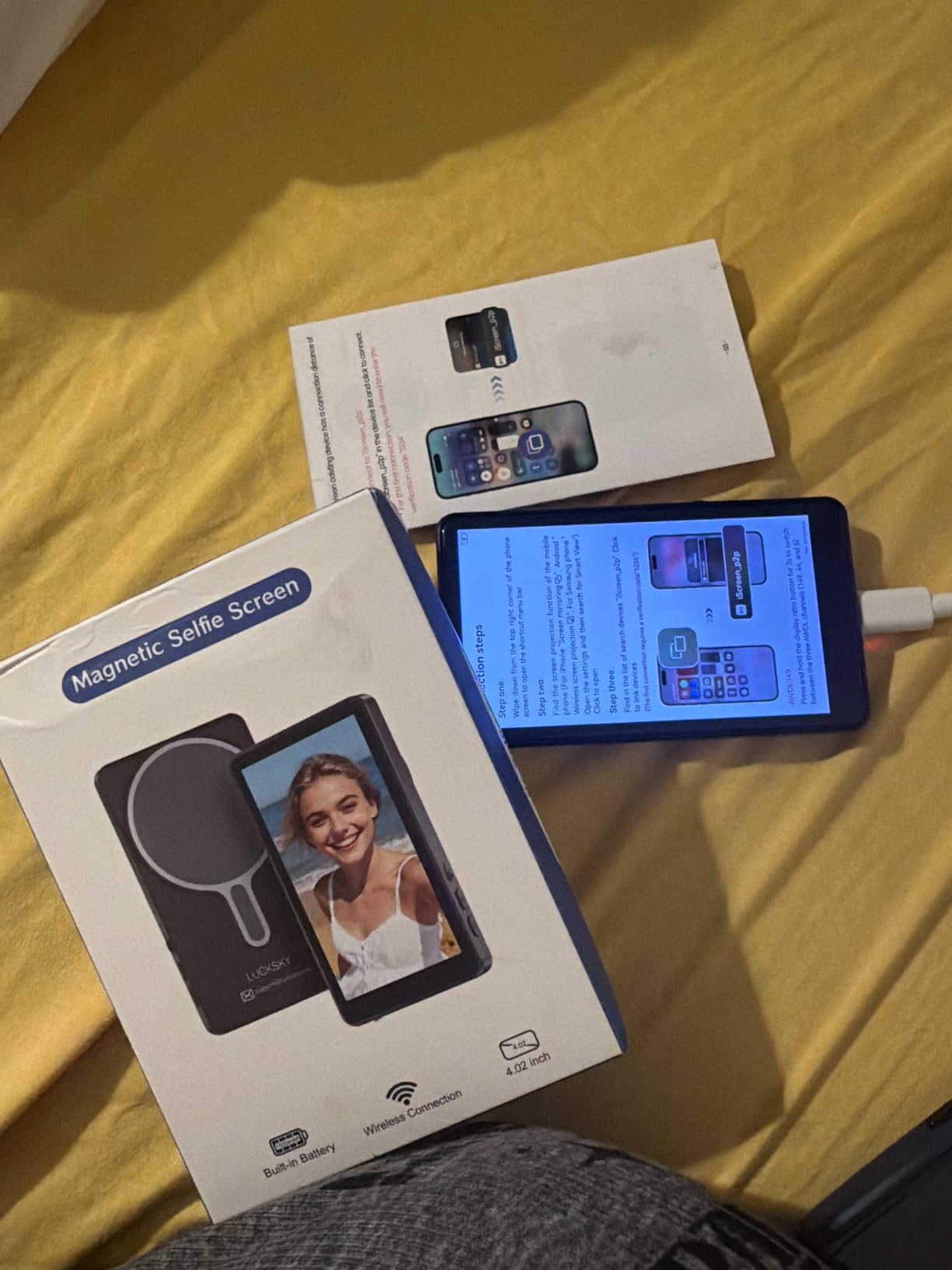 Vlog Selfie Monitor Screen iPhone, Screen Mirroring with Remote Control customer photo 1