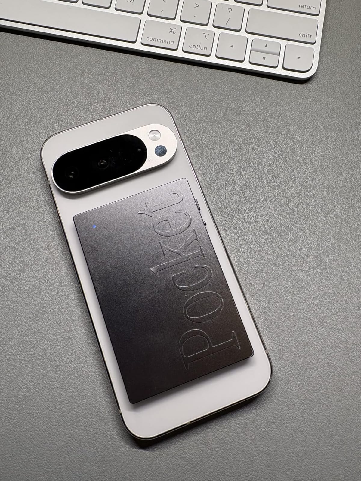 Pocket AI Voice Recorder, Auto Transcription, AI Note Taker, Space Grey customer photo 2