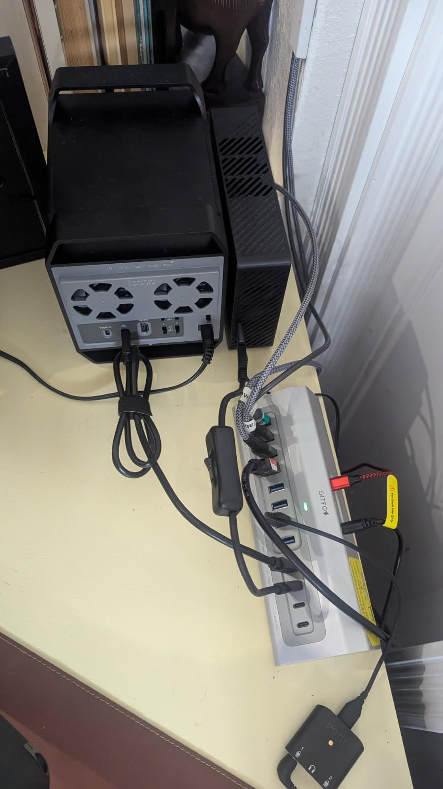 WAVLINK 4-Bay Hard Drive Enclosure for 3.5
