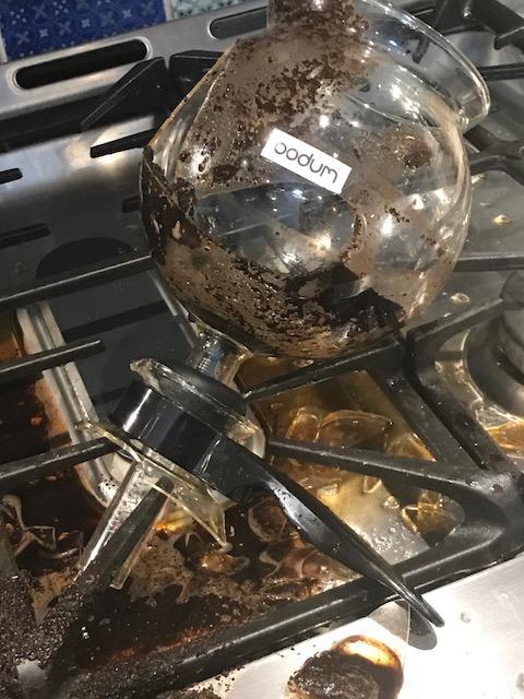 Bodum 34 oz Pebo Vacuum Coffee Maker, High Heat Borosilicate Glass, Black customer photo 1