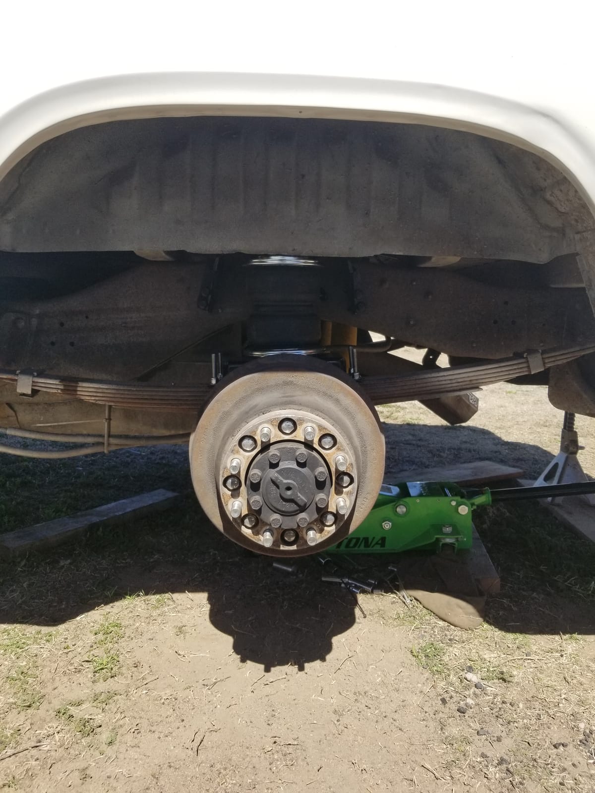 Air Lift 57215 LoadLifter 5000 Air Spring Suspension Kit customer photo 2