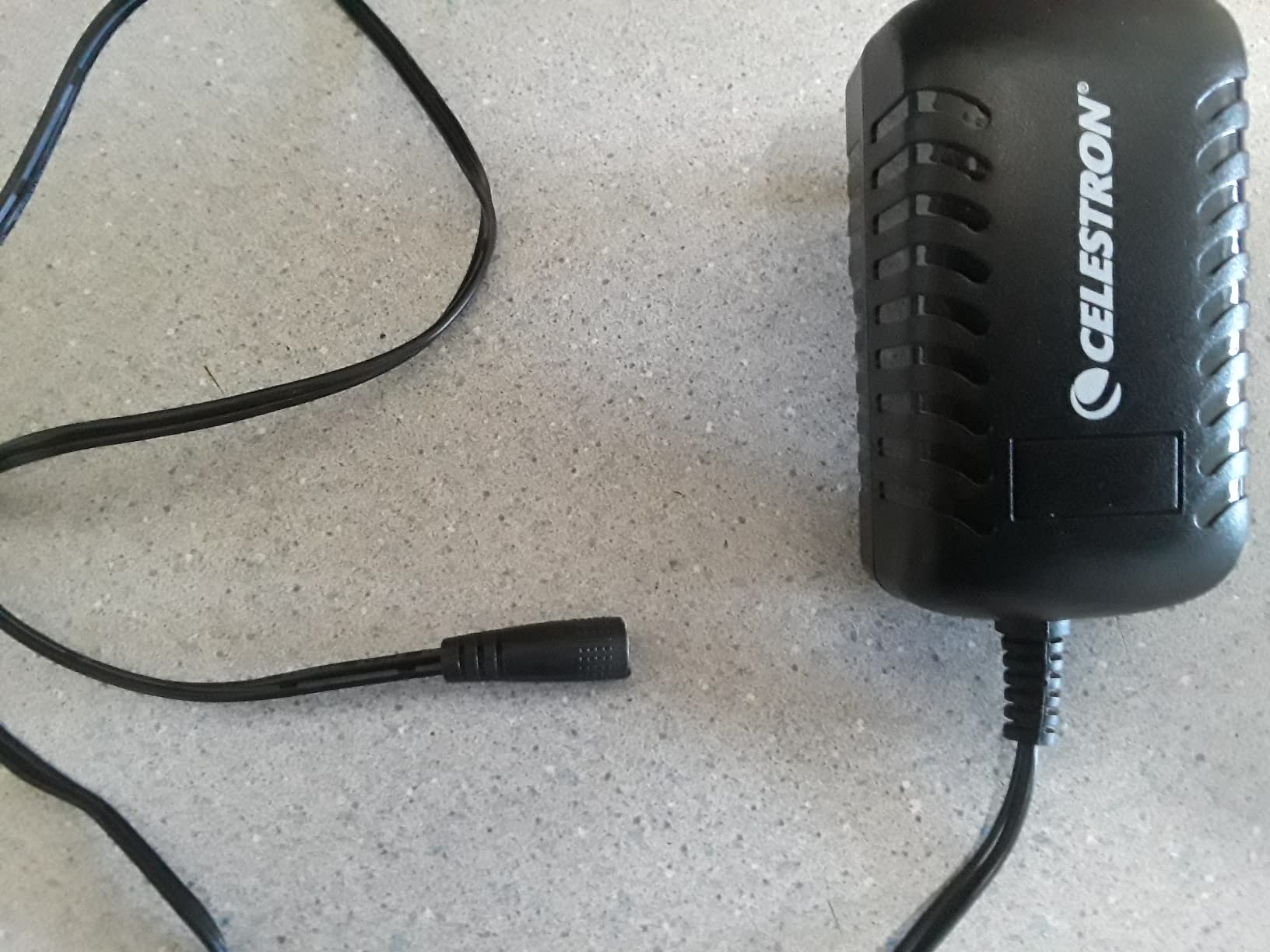 Celestron 2 Amp AC Power Adapter for Computerized Telescopes customer photo 1