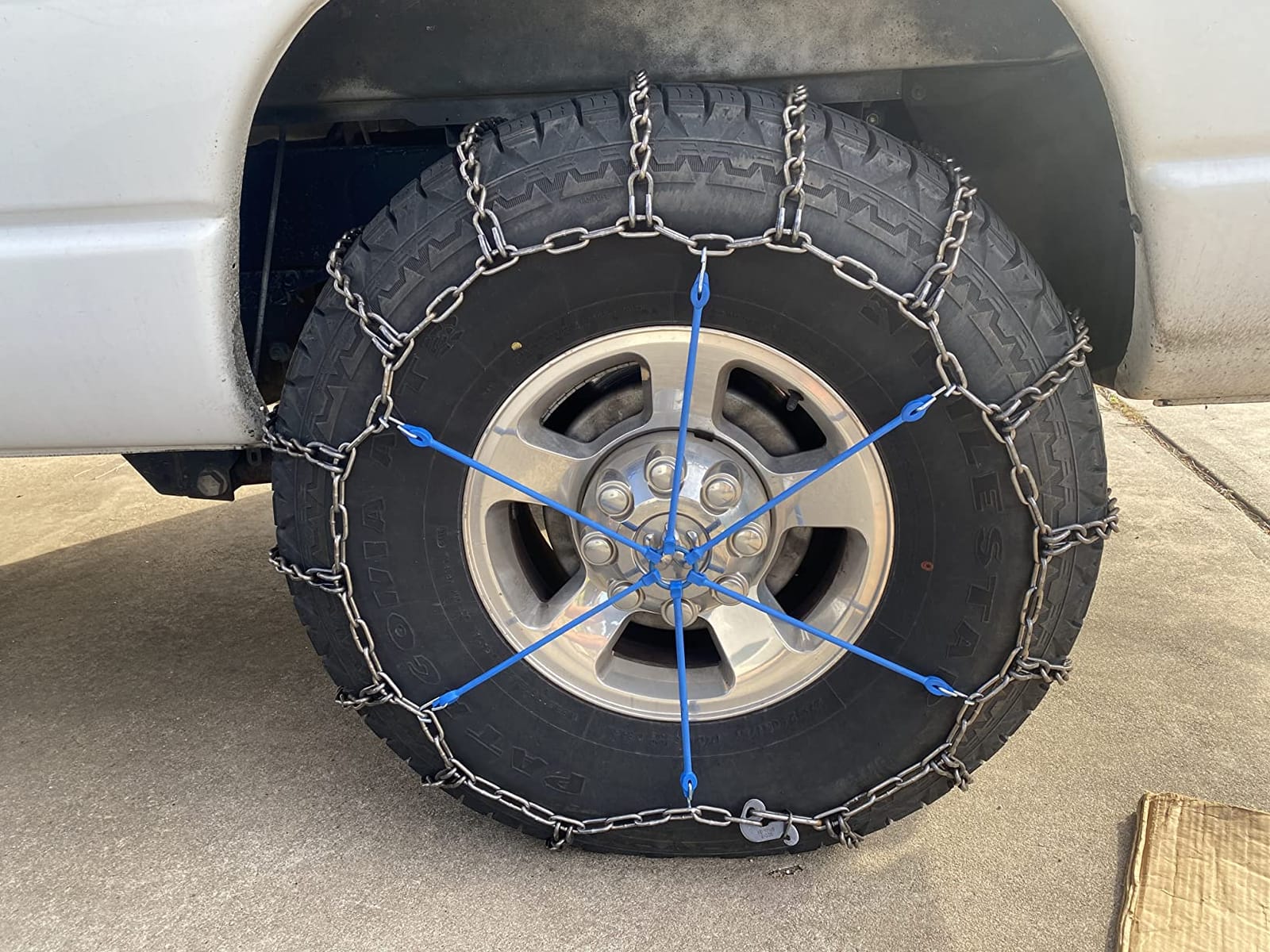 Security Chain Tire Traction Chain - QG2226 customer photo 1
